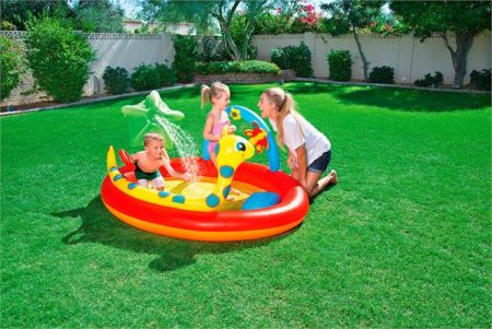 Игровой бассейн 192х150х88см с разбрызгивателем и кольцами, 160л, Bestway 53026 BW