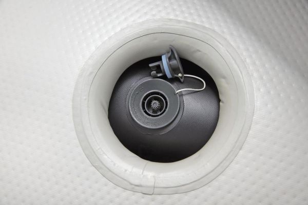 Надувная лодка "Caspian Pro" 280х152х42см с жёстким дном, вёсла 162см, насос, транец, до 480кг, Bestway 65047 BW