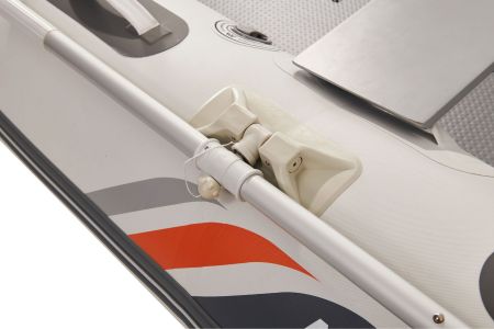 Надувная лодка "DELUXE U-TYPE 2.5m", 250х140см, алюм.вёсла, насос, сумка, до 280кг, Aqua Marina BT-UD250