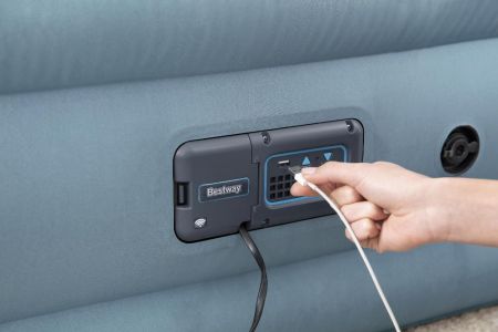 Надувная кровать 152х229х79см со спинкой, встр.насос 220В, до 300кг, Bestway 69060 BW