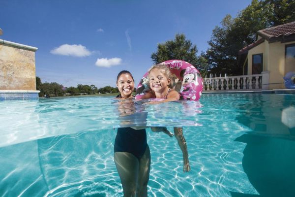 Надувной круг 56см "Minnie Mouse" 3-6 лет, Bestway 91040 BW