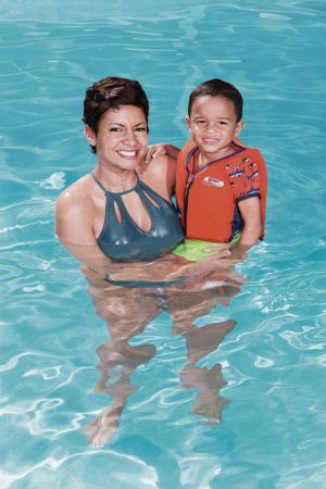 Жилет для плавания с пенопл. встав. и рукавами, 18-30кг, 3-6 лет, 2 цвета, Bestway 32147 BW