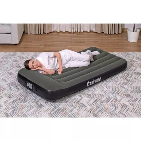Надувной матрас 99х188х30см с подголовником, насос на батарейках (4хD), Bestway 67929 BW