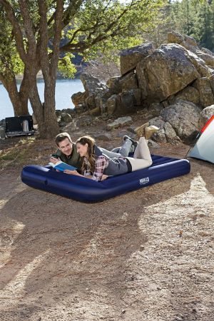 Надувной матрас 137х191х30см с подголовником, до 300кг, Bestway 67681 BW