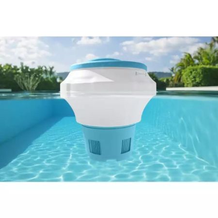 Поплавок-дозатор для химии в таблетках с защитной перчаткой, Bestway 58668 BW