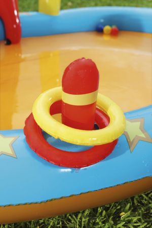 Игровой центр 435х213х117см "Маленькие чемпионы" с разбрыз., горкой и игрушками, 314л, от 2 лет, Bestway 53068 BW