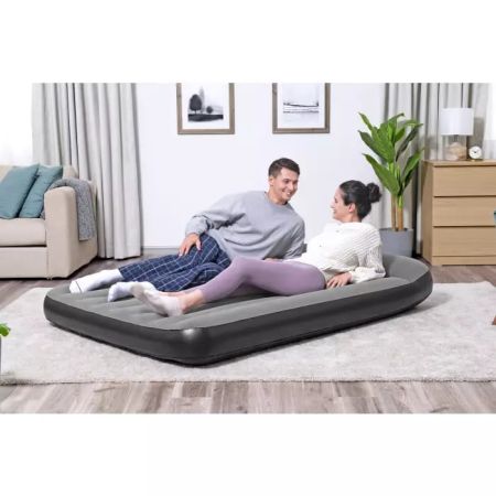 Надувной матрас 137х191х30см с подголовником, встр.насос 220В, до 150кг, Bestway 67462 BW