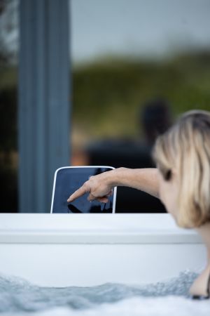 СПА-бассейн 180х180х65см "Oslo Plus", квадратный,  гидромассаж, аэромассаж.(4 коробки A.B.C.D), MSpa F-OS063WP