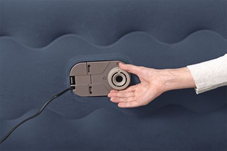 Надувная кровать "Tritech" 152x203x51см, встр.насос 220В, до 300кг, Bestway 6716P BW