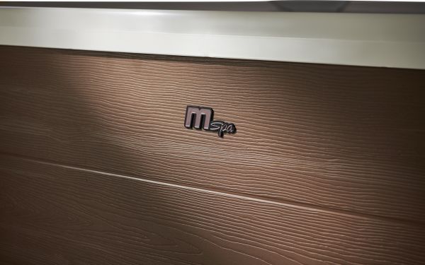 СПА-бассейн 180х180х65см "Amber Aero Plus", квадратный,  гидромассаж, аэромассаж.(4 коробки A.B.C.D), MSpa F-AM063WAP