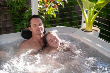 СПА-бассейн 180х180х65см "Oslo Aero Plus", квадратный,  гидромассаж, аэромассаж.(4 коробки A.B.C.D), MSpa F-OS063WAP