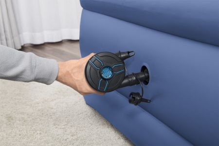 Насос электрический 4.8В на аккумуляторах , 565 л/мин, USB провод, 3 насадки, Bestway 62260 BW