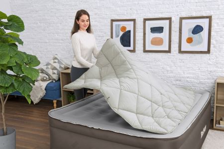 Надувная кровать "Fortech" 152x203x51см , встр.насос 220В, до 350кг, Bestway 69145 BW