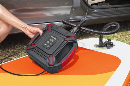 Насос электрический для SUP-досок 12В от прикуривателя, повыш.давления, 300 л/мин, 3 насадки, Bestway 62265 BW