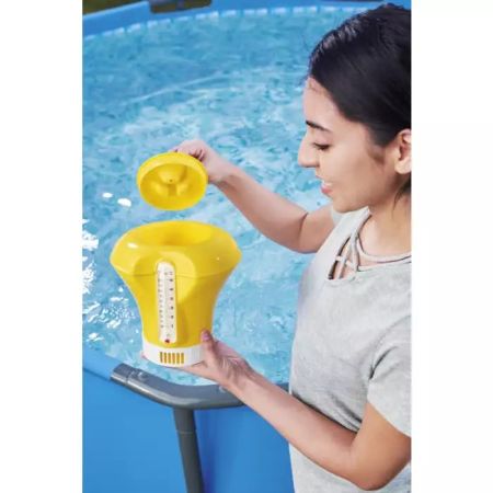 Поплавок-дозатор с термометром, 18.5см, для химии в таблетках, 3 цвета, Bestway 58209 BW