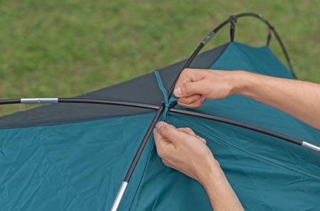 Палатка 4-местная "Alpine Dome 4 Tent" (70см+210см)x240x140см, полиэстер 190Т, 2000мм, 110гр/м2 РЕ, Bestway 68141 BW